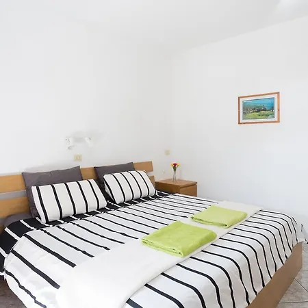 Tenbel Apartment
