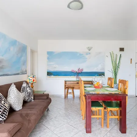 Tenbel Apartment *